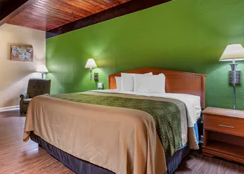 Econo Lodge Tallahassee Downtown - University hotel thumbnail 3