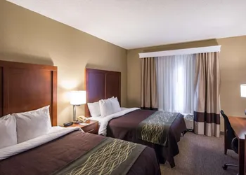 Comfort Inn & Suites Red Oak - Dallas Area hotel thumbnail 7