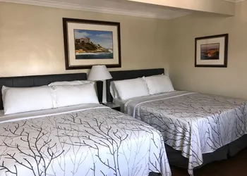 Ocean Beach Hotel hotel thumbnail 6