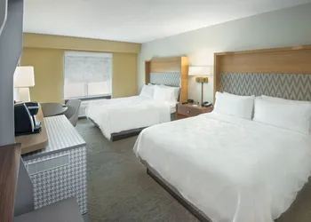 Holiday Inn East Windsor - Cranbury Area by IHG hotel thumbnail 4