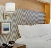 Holiday Inn East Windsor - Cranbury Area by IHG hotel detail image 5