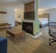 Holiday Inn Express Indianapolis - Southeast by IHG hotel detail image 4