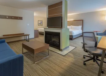 Holiday Inn Express Indianapolis - Southeast by IHG hotel thumbnail 4