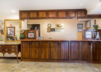 Econo Lodge Milldale - Southington hotel thumbnail 2
