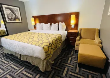 Baymont by Wyndham Chicago/Calumet City hotel thumbnail 5