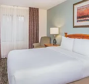 Sonesta ES Suites Atlanta Alpharetta Avalon hotel detail image 5