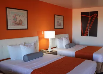 Howard Johnson by Wyndham Holbrook hotel thumbnail 5