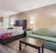 Econo Lodge Garner - Raleigh hotel detail image 4