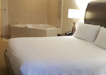 Hilton Garden Inn San Bernardino hotel thumbnail 7