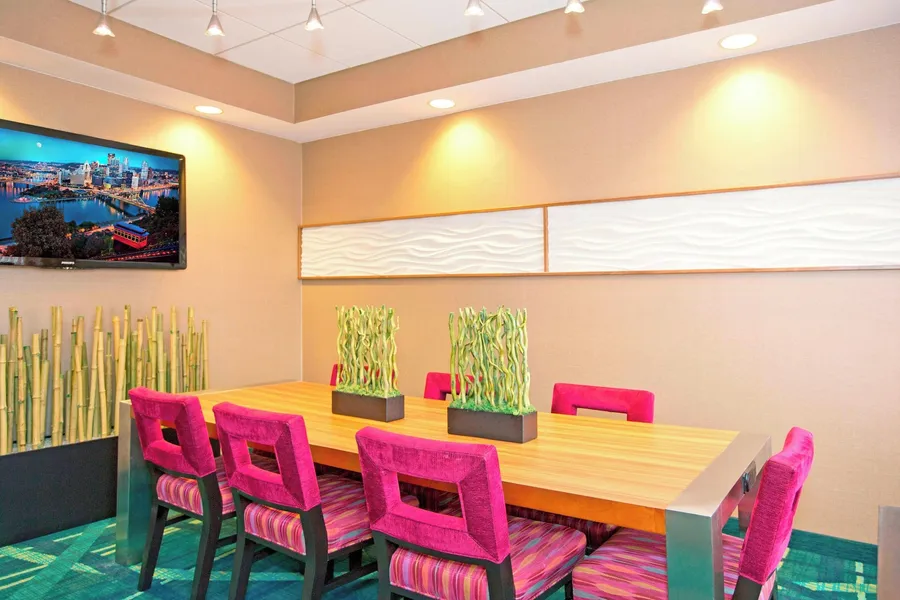 SpringHill Suites by Marriott Pittsburgh Monroeville hotel detail image 2