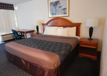 North Miami Beach Gardens Inn & Suites hotel thumbnail 8