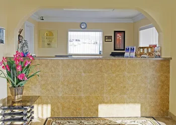 Americas Best Value Inn Gainesville, TX hotel thumbnail 2