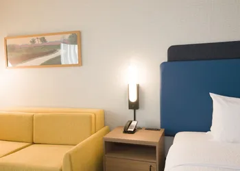 Hampton Inn Chicago-Carol Stream hotel thumbnail 5