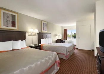 Days Inn & Suites by Wyndham Rancho Cordova hotel thumbnail 7