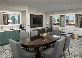 Courtyard by Marriott San Diego Downtown hotel thumbnail 6