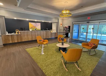 Spark by Hilton Brandon hotel thumbnail 3