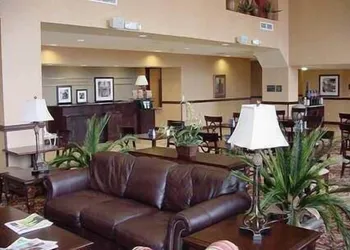Hampton Inn & Suites Fredericksburg hotel thumbnail 2
