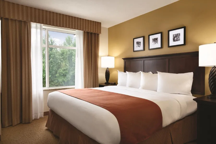 Country Inn & Suites by Radisson, Salina, KS hotel detail image 6
