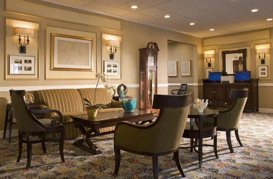 Newport Beach Hotel & Suites hotel detail image 2