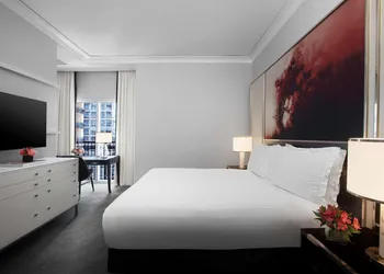 Waldorf Astoria Chicago hotel thumbnail 6