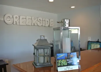 Creekside Inn hotel thumbnail 4