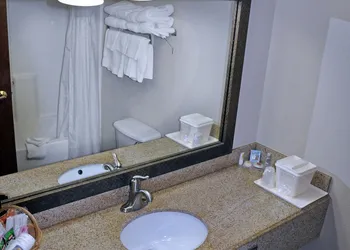 Quality Inn Cedar Park - Austin Northwest hotel thumbnail 4