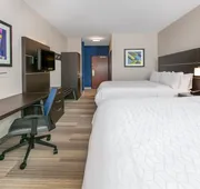 Holiday Inn Express Hotel & Suites Seaside-Convention Center by IHG hotel detail image 7