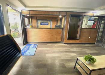 Travelodge by Wyndham San Antonio Lackland AFB North hotel thumbnail 2