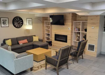 Country Inn & Suites by Radisson, McDonough, GA hotel thumbnail 2