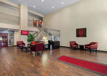 Red Roof Inn & Suites Albany, GA hotel thumbnail 2