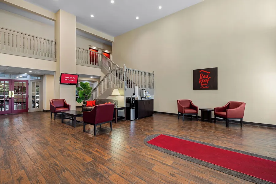 Red Roof Inn & Suites Albany, GA hotel detail image 2