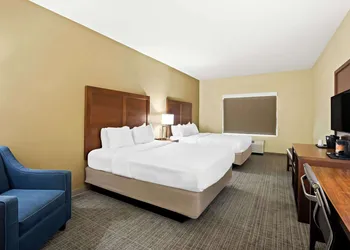 Comfort Inn & Suites High Point - Archdale hotel thumbnail 8