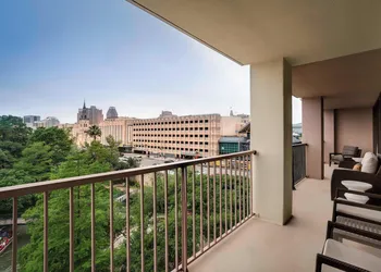 Marriott San Antonio Riverwalk hotel thumbnail 8