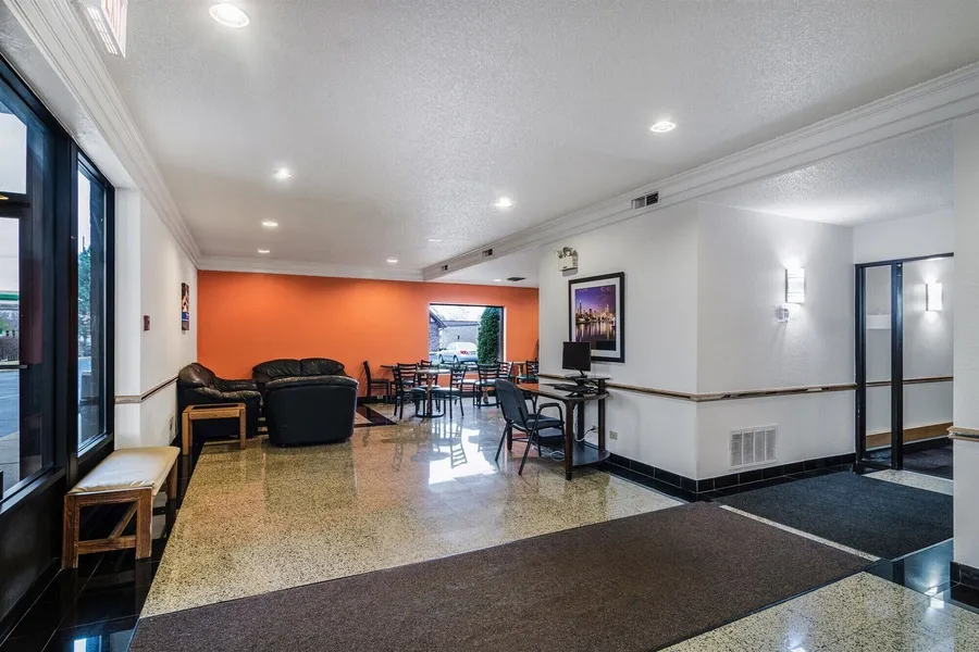 Motel 6 Libertyville, IL hotel detail image 2