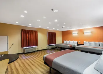 Motel 6 Libertyville, IL hotel thumbnail 7