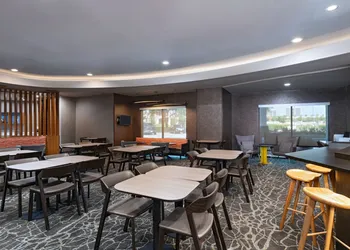SpringHill Suites by Marriott DFW Airport East/Las Colinas hotel thumbnail 3