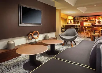 Courtyard by Marriott Indianapolis at the Capitol hotel thumbnail 3