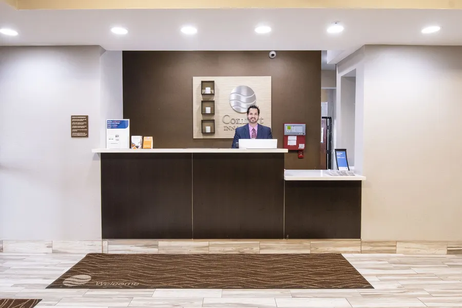 Comfort Inn and Suites Near Medical Center hotel detail image 2