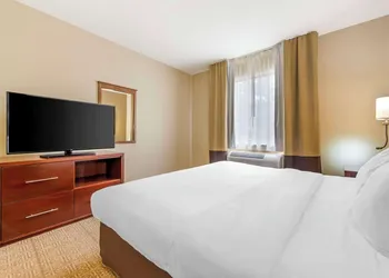 Comfort Suites Castle Rock - Denver South hotel thumbnail 5