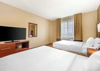 Comfort Suites Castle Rock - Denver South hotel thumbnail 8