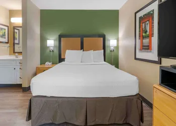 Extended Stay America Select Suites Atlanta Perimeter Peacht hotel thumbnail 7