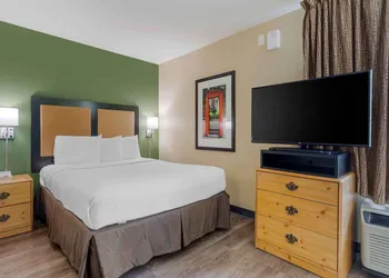 Extended Stay America Select Suites Atlanta Perimeter Peacht hotel thumbnail 8