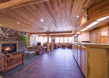 River Canyon Lodge hotel thumbnail 2