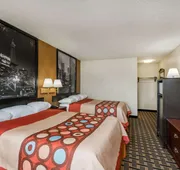 Super 8 by Wyndham Indianapolis/NE/Castleton Area hotel detail image 7