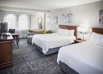 Courtyard by Marriott Norfolk Downtown hotel thumbnail 4