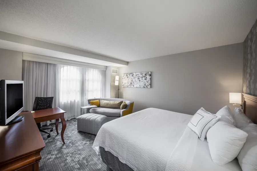 Courtyard by Marriott Norfolk Downtown hotel detail image 2