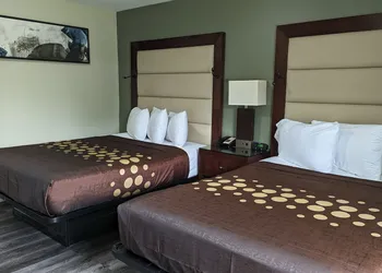 Knights Inn Bracebridge hotel thumbnail 5