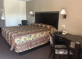 Economy Inn - Ontario Airport/Chino hotel thumbnail 4