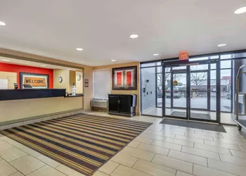 Extended Stay America Suites Chicago Lombard Yorktown Center hotel thumbnail 3