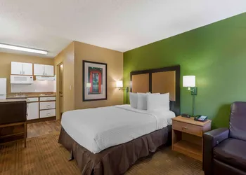 Extended Stay America Suites Clearwater Carillon Park hotel thumbnail 4